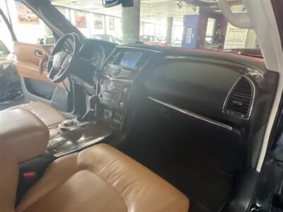 2016 INFINITI QX80   - Photo 30 - Hamilton, OH 45015