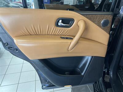 2016 INFINITI QX80   - Photo 24 - Hamilton, OH 45015