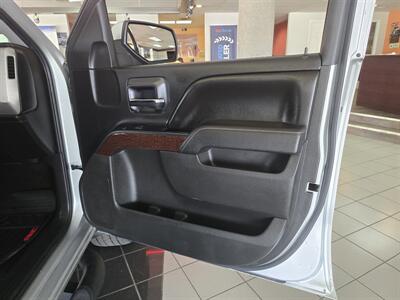 2015 GMC Sierra 1500 SLE-CREW CAB-4X4   - Photo 12 - Hamilton, OH 45015