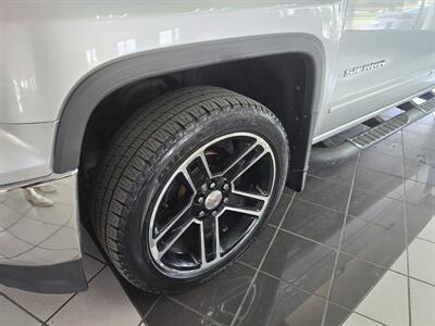 2015 GMC Sierra 1500 SLE-CREW CAB-4X4   - Photo 34 - Hamilton, OH 45015