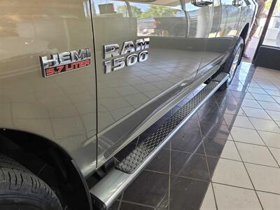 2015 RAM 1500 Big Horn/CREW CAB/HEMI/4X4   - Photo 29 - Hamilton, OH 45015