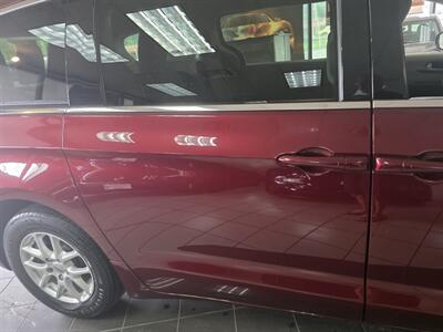2021 Chrysler Voyager LX 4DR MINI-VAN   - Photo 27 - Hamilton, OH 45015