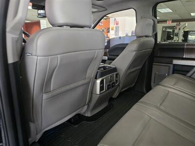 2017 Ford F-150 Lariat SUPER CREW 4X4   - Photo 11 - Hamilton, OH 45015