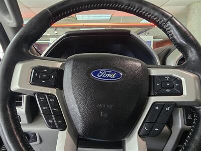 2017 Ford F-150 Lariat SUPER CREW 4X4   - Photo 21 - Hamilton, OH 45015