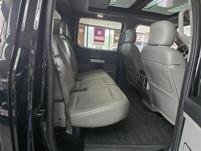 2017 Ford F-150 Lariat SUPER CREW 4X4   - Photo 17 - Hamilton, OH 45015