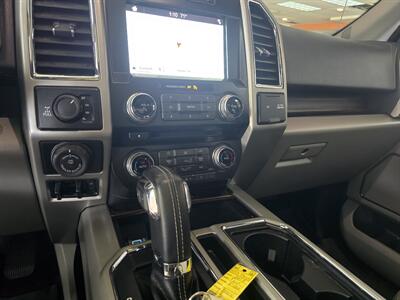 2017 Ford F-150 Lariat SUPER CREW 4X4   - Photo 24 - Hamilton, OH 45015
