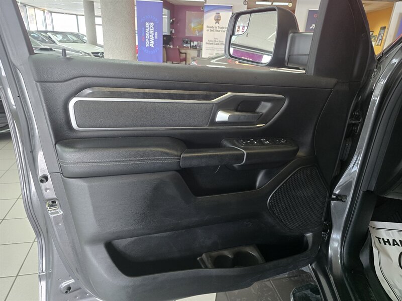 2020 RAM 1500 Big Horn/CREW CAB/4X4/V6 - Photo 13 - Hamilton, OH 45015