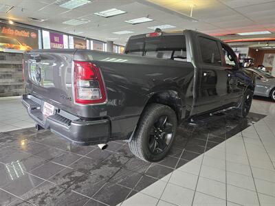 2020 RAM 1500 Big Horn/CREW CAB/4X4/V6 - Photo 6 - Hamilton, OH 45015