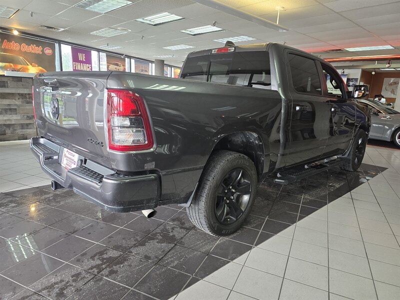2020 RAM 1500 Big Horn/CREW CAB/4X4/V6 - Photo 6 - Hamilton, OH 45015