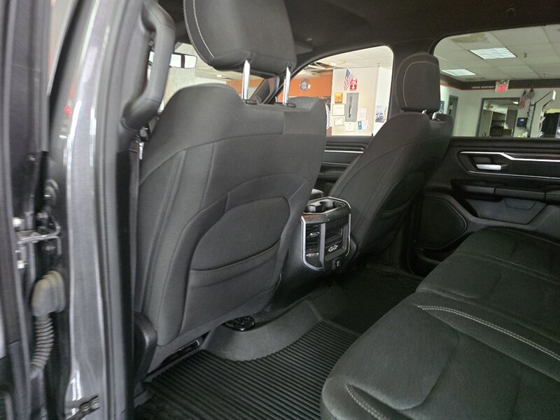 2020 RAM 1500 Big Horn/CREW CAB/4X4/V6 - Photo 14 - Hamilton, OH 45015