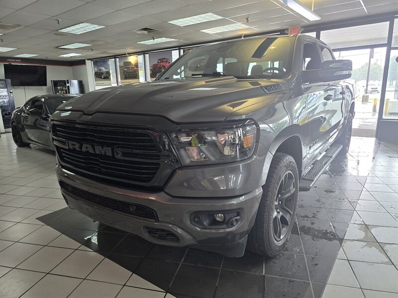 2020 RAM 1500 Big Horn/CREW CAB/4X4/V6 - Photo 4 - Hamilton, OH 45015