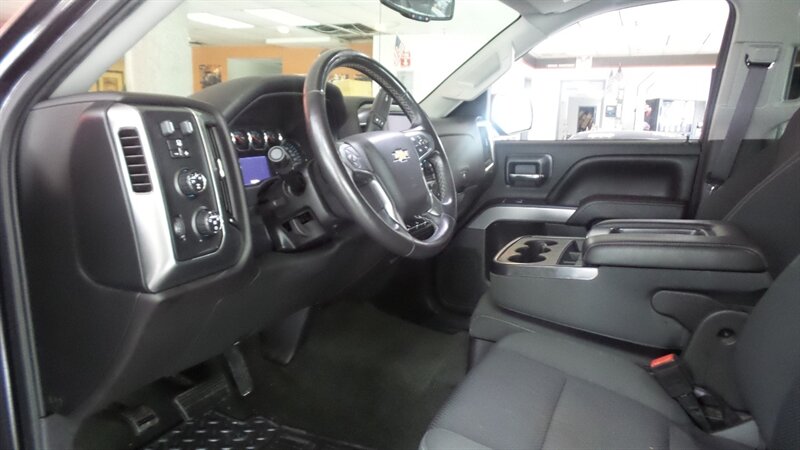 2016 Chevrolet Silverado 1500 LT-CREW CAB-4X4/Z71 - Photo 8 - Hamilton, OH 45015