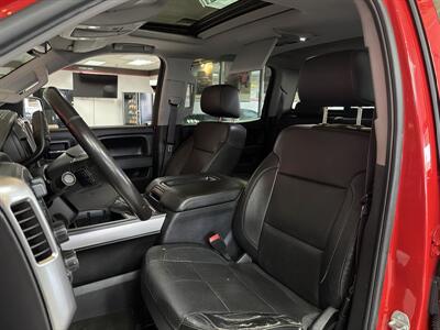 2015 Chevrolet Silverado 1500 LTZ CREW CAB 4X4   - Photo 10 - Hamilton, OH 45015