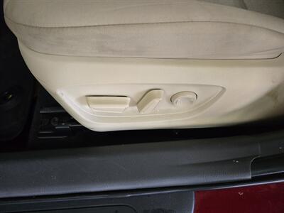 2019 Toyota Camry LE 4DR SEDAN - Photo 18 - Hamilton, OH 45015