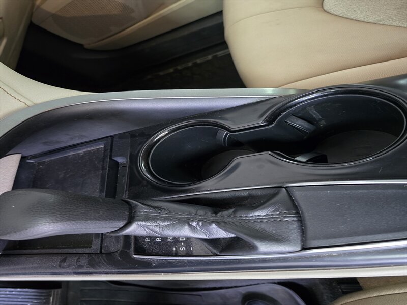 2019 Toyota Camry LE 4DR SEDAN - Photo 19 - Hamilton, OH 45015