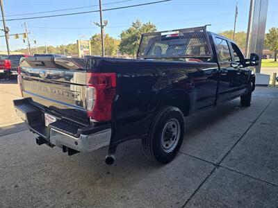 2022 Ford F-250 XL 4DR SUPER CREW   - Photo 4 - Hamilton, OH 45015