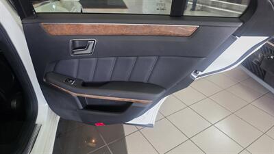 2012 Mercedes-Benz E 350 Luxury 4MATIC   - Photo 24 - Hamilton, OH 45015