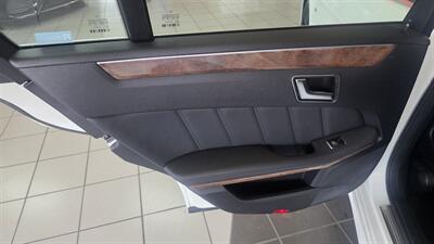 2012 Mercedes-Benz E 350 Luxury 4MATIC   - Photo 22 - Hamilton, OH 45015