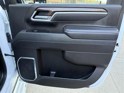 2025 Chevrolet Silverado 3500 LT 4DR CREW 4X4 /DUALLY/DIESEL - Photo 24 - Hamilton, OH 45015
