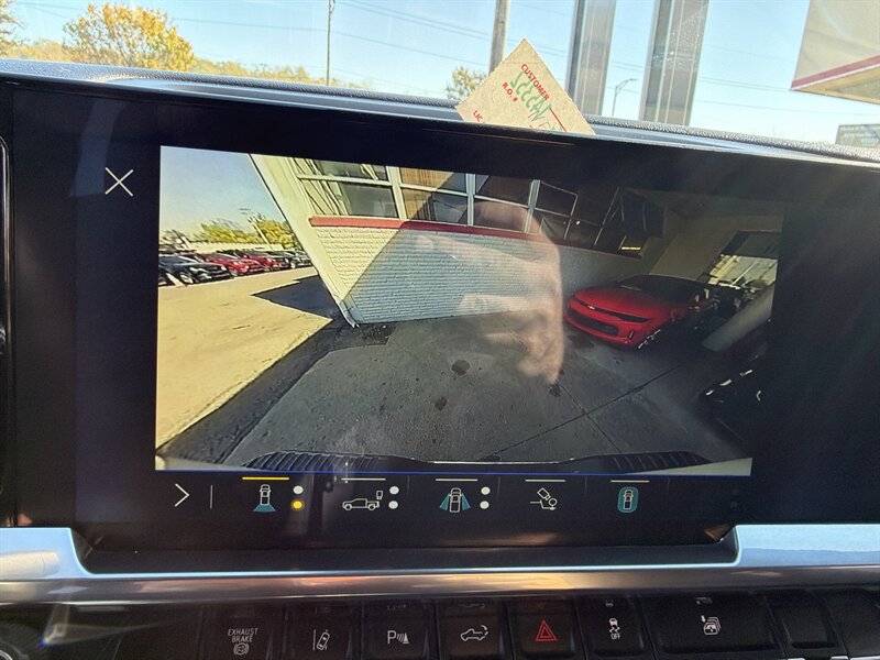 2025 Chevrolet Silverado 3500 LT 4DR CREW 4X4 /DUALLY/DIESEL - Photo 18 - Hamilton, OH 45015