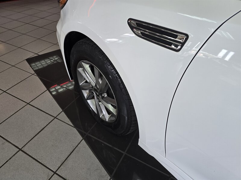2019 Kia Optima LX 4DR SEDAN - Photo 27 - Hamilton, OH 45015