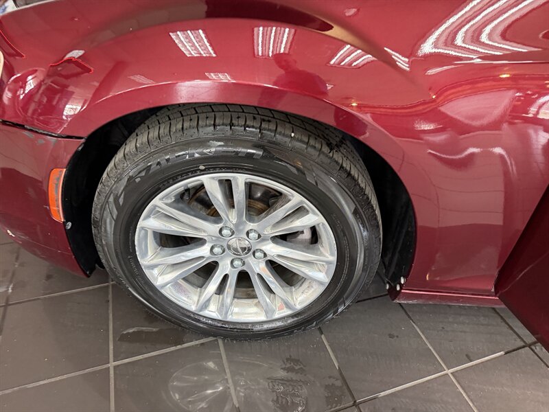 2019 Chrysler 300 Series Touring L - Photo 27 - Hamilton, OH 45015