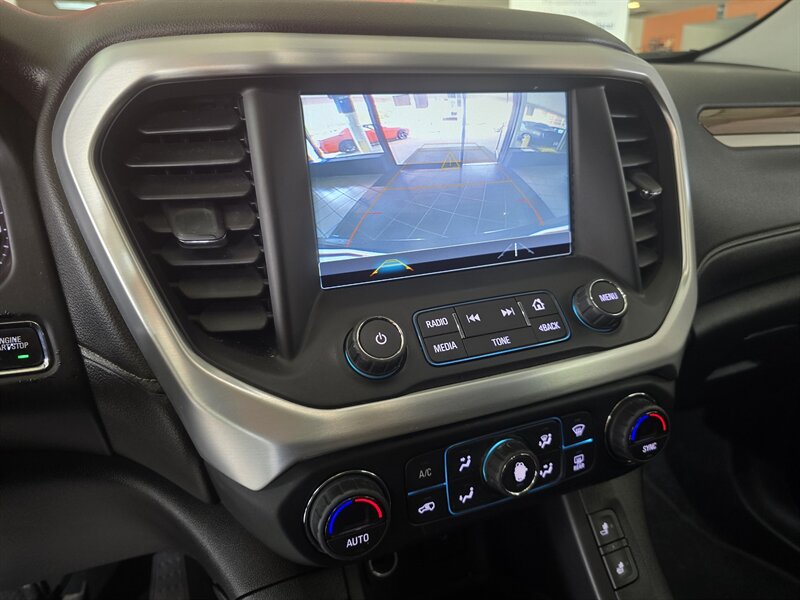 2018 GMC Acadia SLE-2 4DR SUV 4X4 - Photo 27 - Hamilton, OH 45015