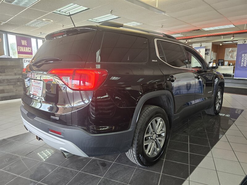 2018 GMC Acadia SLE-2 4DR SUV 4X4 - Photo 4 - Hamilton, OH 45015