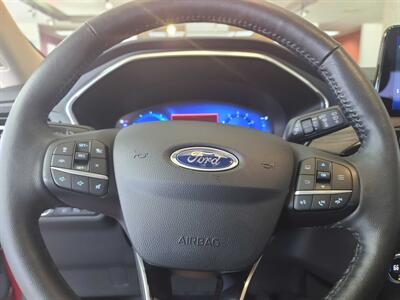 2020 Ford Escape Titanium 4DR SUV AWD   - Photo 29 - Hamilton, OH 45015