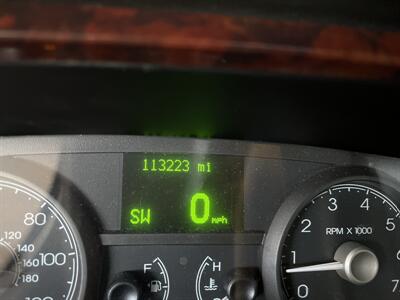 2009 Lincoln Town Car Signature Limited   - Photo 12 - Hamilton, OH 45015