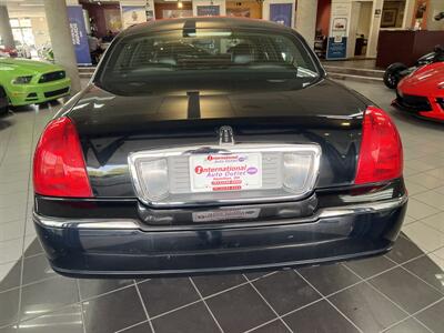 2009 Lincoln Town Car Signature Limited   - Photo 7 - Hamilton, OH 45015