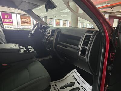 2018 RAM 1500 Express   - Photo 13 - Hamilton, OH 45015