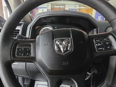 2018 RAM 1500 Express   - Photo 21 - Hamilton, OH 45015