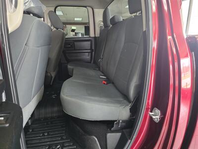 2018 RAM 1500 Express   - Photo 11 - Hamilton, OH 45015