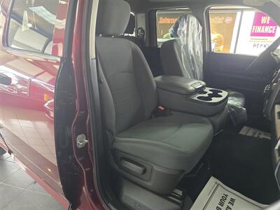 2018 RAM 1500 Express   - Photo 14 - Hamilton, OH 45015