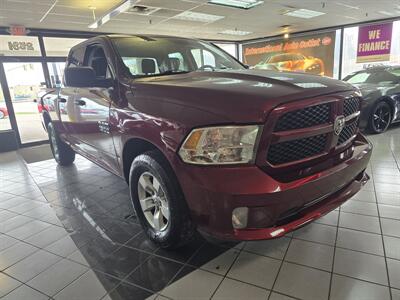 2018 RAM 1500 Express   - Photo 3 - Hamilton, OH 45015