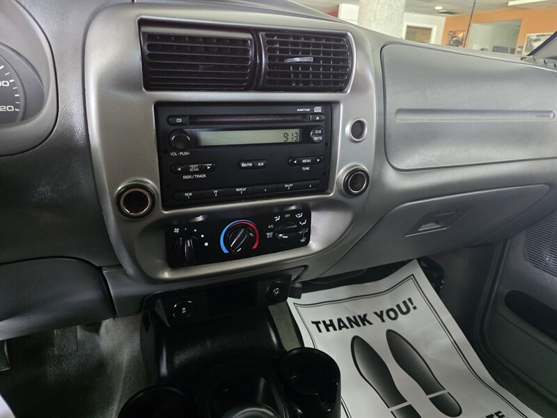 2011 Ford Ranger XLT EXTENDED CAB - Photo 19 - Hamilton, OH 45015