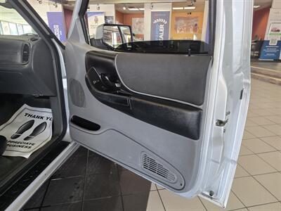 2011 Ford Ranger XLT EXTENDED CAB - Photo 10 - Hamilton, OH 45015
