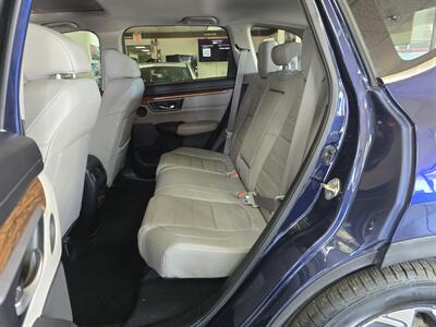 2017 Honda CR-V EX-L 4DR SUV - Photo 12 - Hamilton, OH 45015