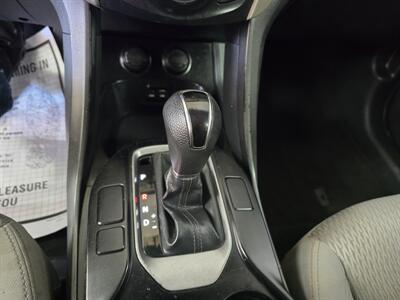 2015 Hyundai SANTA FE Sport 2.4L 4DR SUV   - Photo 18 - Hamilton, OH 45015