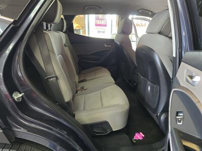 2015 Hyundai SANTA FE Sport 2.4L 4DR SUV   - Photo 15 - Hamilton, OH 45015