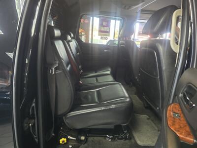 2009 Cadillac Escalade EXT SPORT4DR CREW AWD   - Photo 18 - Hamilton, OH 45015