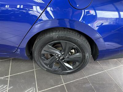 2022 Hyundai ELANTRA SEL 4DR SEDAN   - Photo 26 - Hamilton, OH 45015