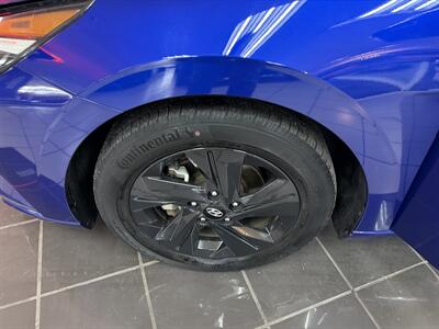 2022 Hyundai ELANTRA SEL 4DR SEDAN   - Photo 27 - Hamilton, OH 45015