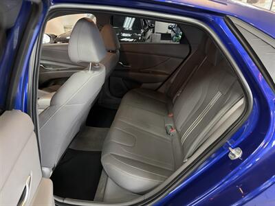 2022 Hyundai ELANTRA SEL 4DR SEDAN   - Photo 17 - Hamilton, OH 45015