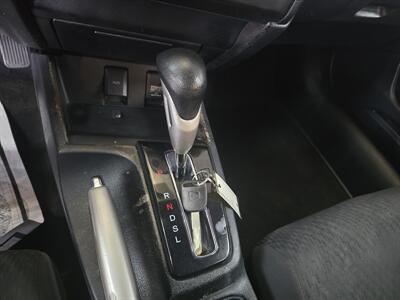 2015 Honda Civic LX 4DR SEDAN   - Photo 16 - Hamilton, OH 45015