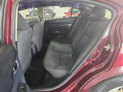 2015 Honda Civic LX 4DR SEDAN   - Photo 9 - Hamilton, OH 45015