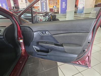 2015 Honda Civic LX 4DR SEDAN   - Photo 10 - Hamilton, OH 45015