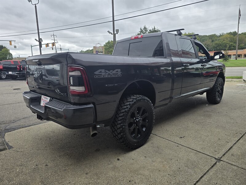 2022 RAM 2500 Big Horn 4DR MEGA CAB CREW 4X4 - Photo 4 - Hamilton, OH 45015