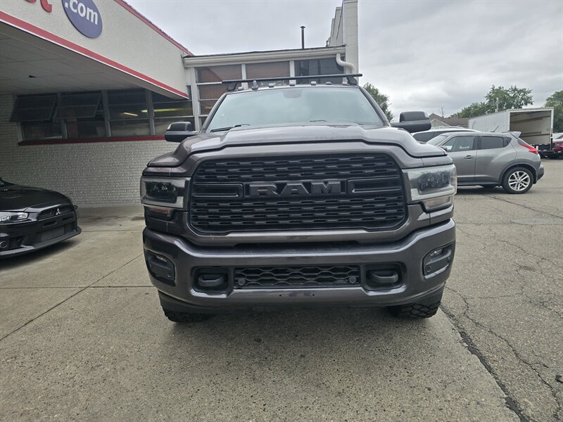 2022 RAM 2500 Big Horn 4DR MEGA CAB CREW 4X4 - Photo 2 - Hamilton, OH 45015